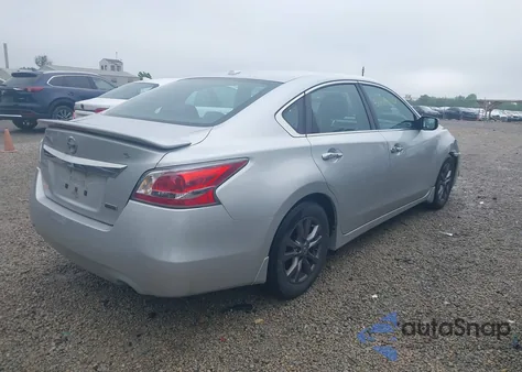 2015 Nissan Altima 2.5 S из США, поврежденный, VIN 1N4AL3AP9FC599003